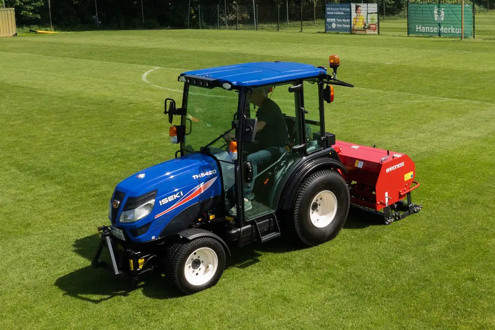 Kommunaltechnik iseki-beim-hsv th5420 baroness